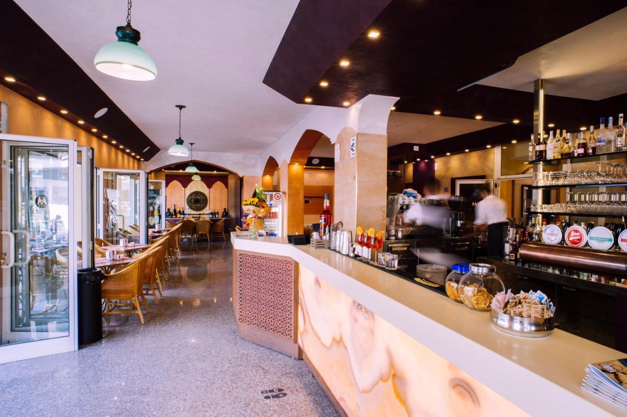 Hotel Margherita ลิโดดิเยโซโล ภายนอก รูปภาพ
