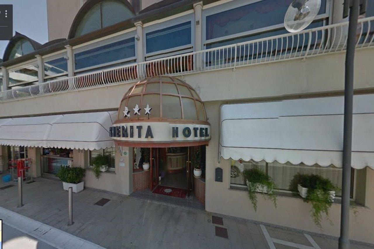 Hotel Margherita ลิโดดิเยโซโล ภายนอก รูปภาพ